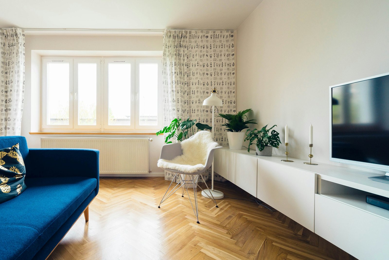 Intérieur lumineux et moderne, essentiel pour maximiser un investissement locatif.