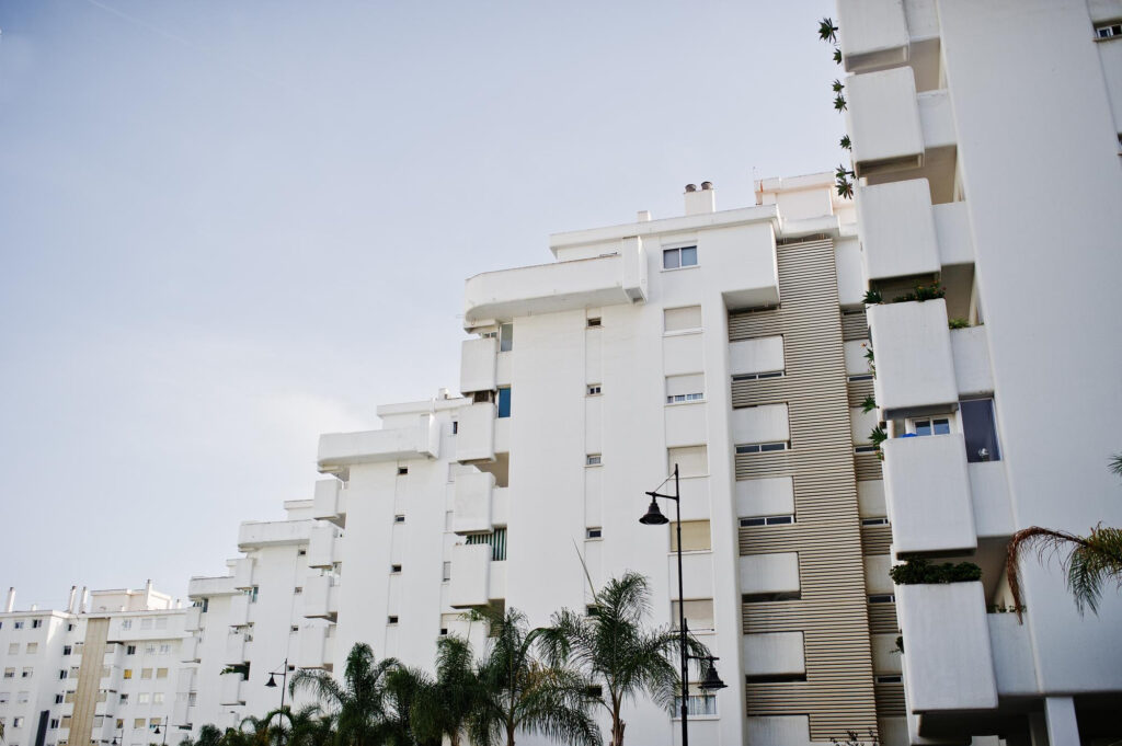 Immeuble moderne destiné à la location meublée sous le régime fiscalité LMNP